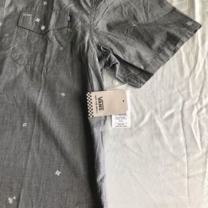 Vans Shirts - Vans shirt sleeve button down shirt grey Vans Shirts - Vans shirt sleeve button down shirt grey